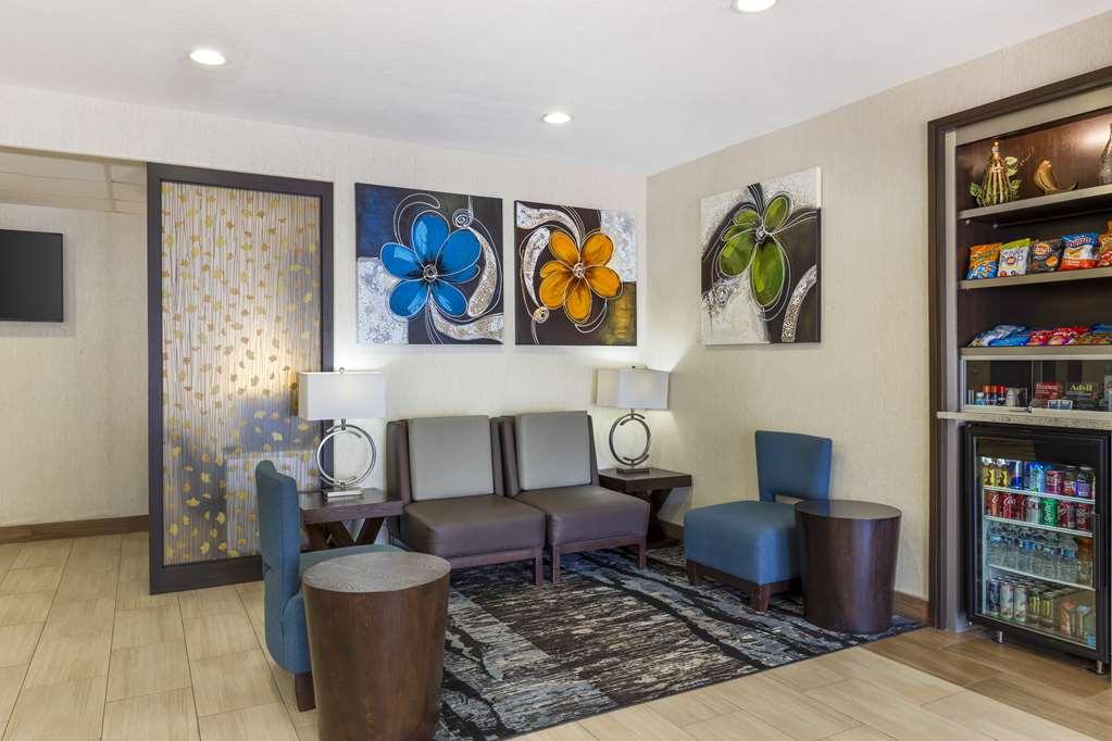 Best Western Plus Lake Worth Інтер'єр фото