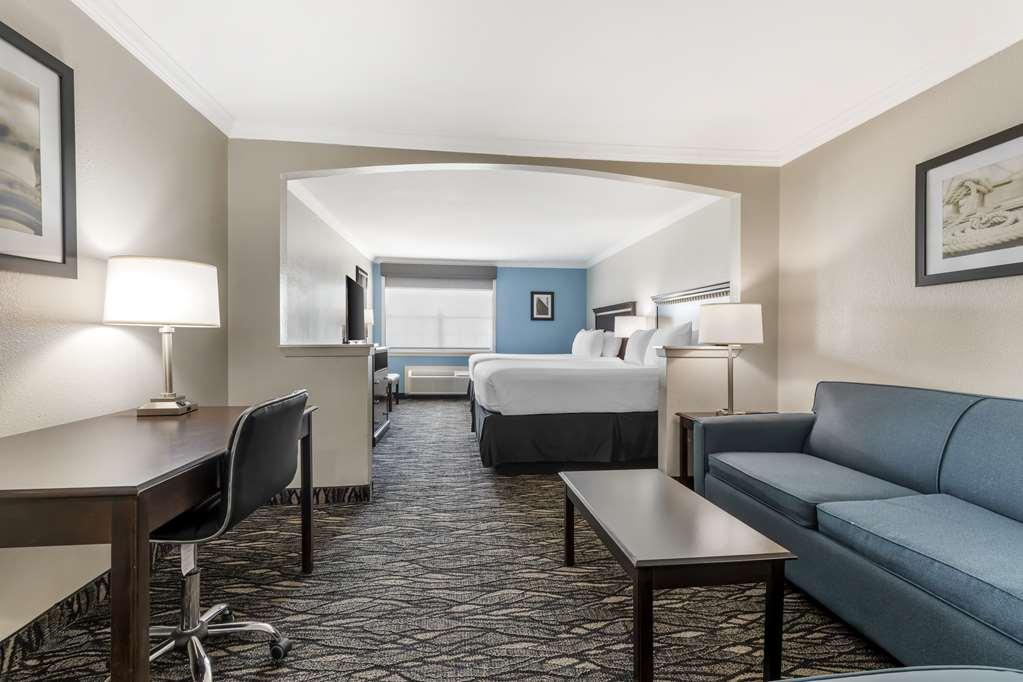 Best Western Plus Lake Worth Номер фото