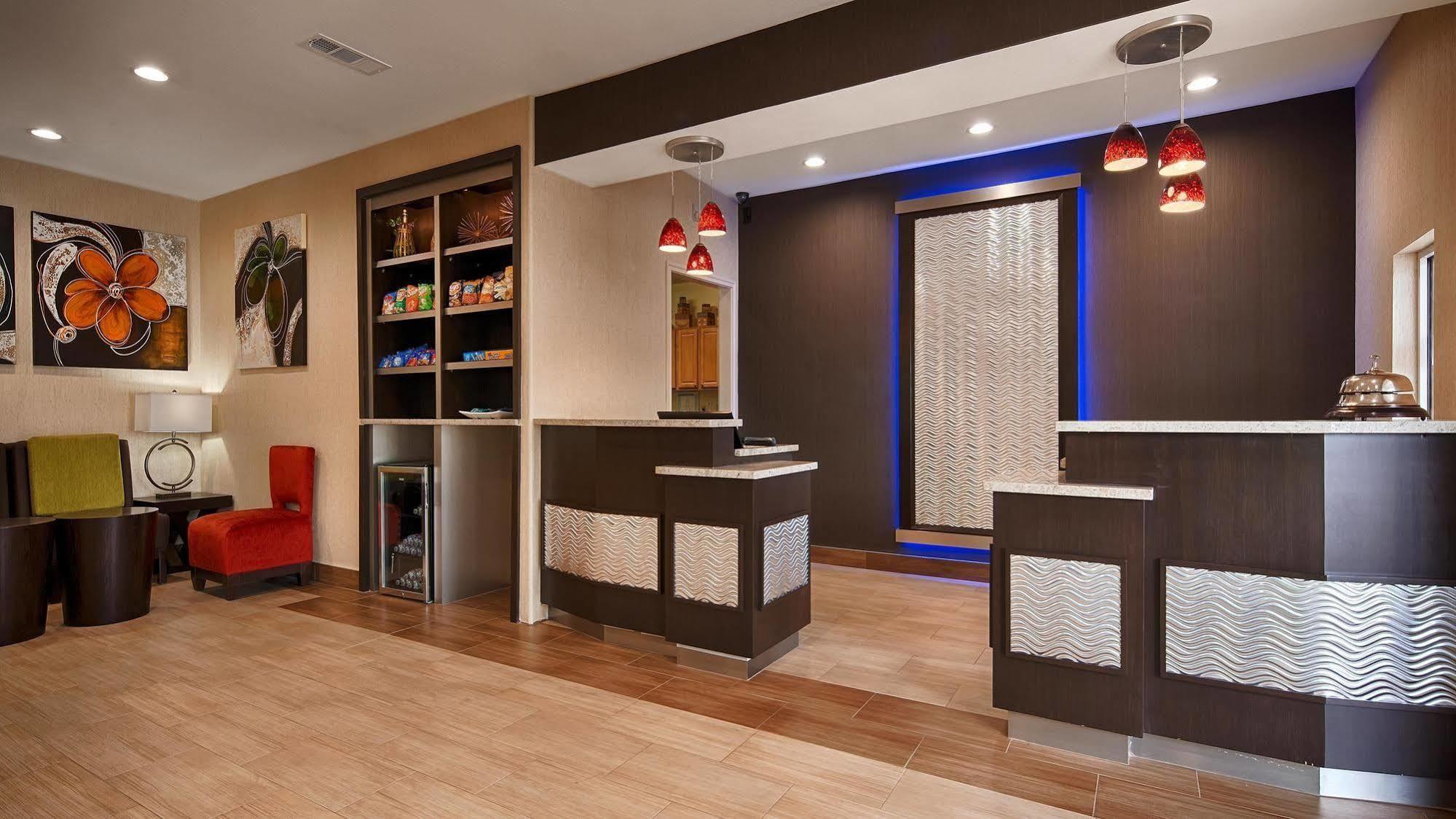 Best Western Plus Lake Worth Екстер'єр фото