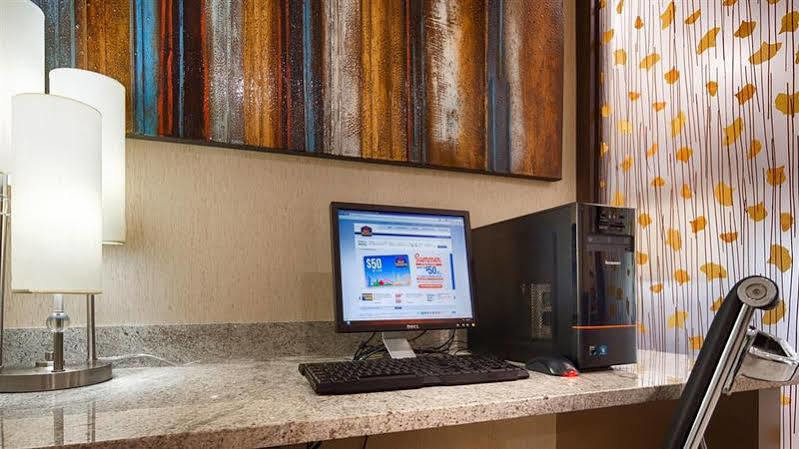 Best Western Plus Lake Worth Екстер'єр фото