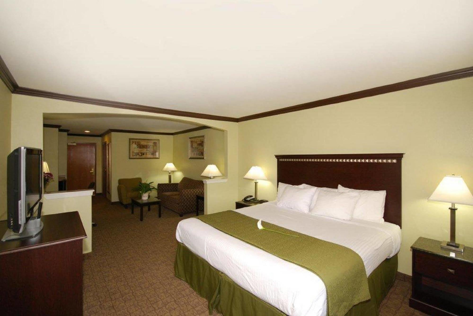 Best Western Plus Lake Worth Екстер'єр фото
